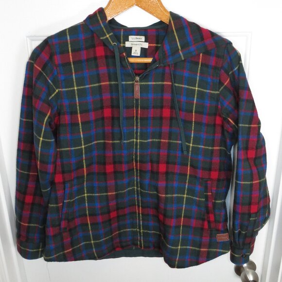 L.L. Bean Tops - L.L. Bean Women’s Plaid Flannel Zip Shirt Relaxed Fit Hoodie Size Med - Petite
